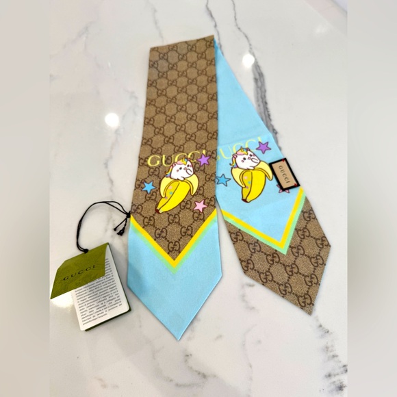 Gucci Bananya Silk Neck Bow - Picture 1 of 8
